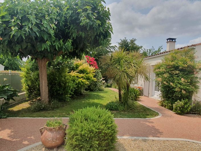 Image No.27-4 Bed House for sale