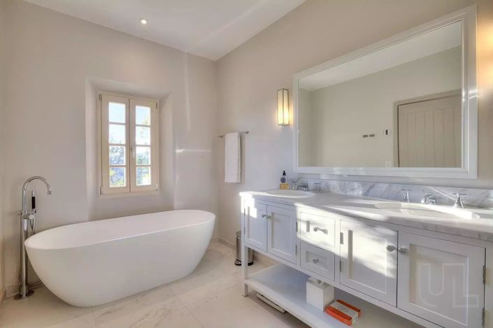 Image No.12-Maison de 7 chambres à vendre à Grasse