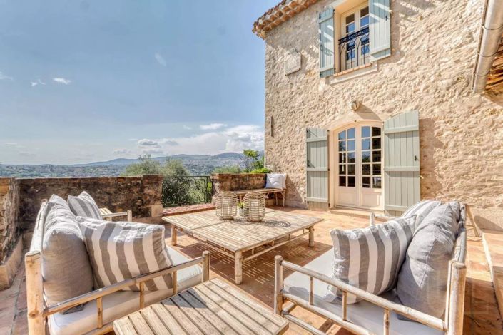 Image No.5-7 Bed House for sale