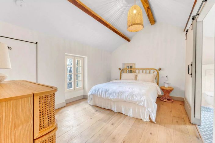 Image No.7-7 Bed House for sale