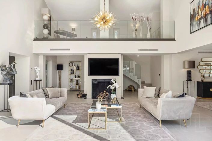 Image No.6-5 Bed House for sale