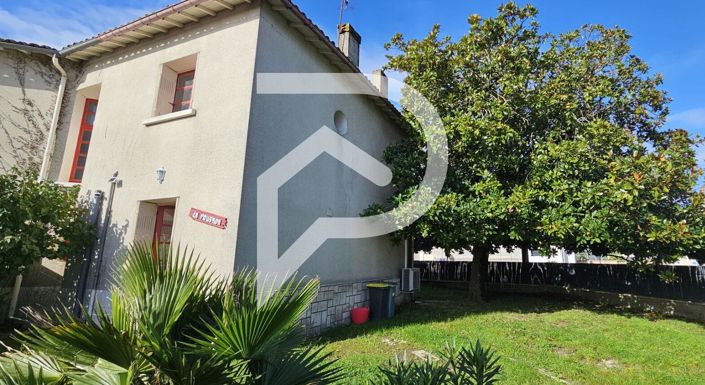 Image No.1-3 Bed House for sale