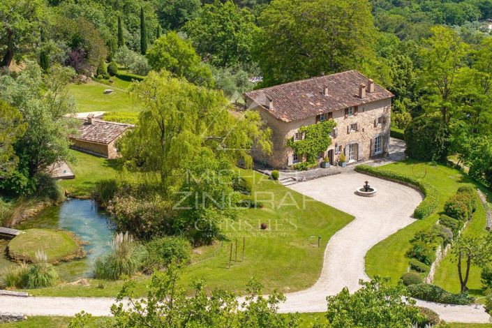 Image No.1-6 Bed House for sale