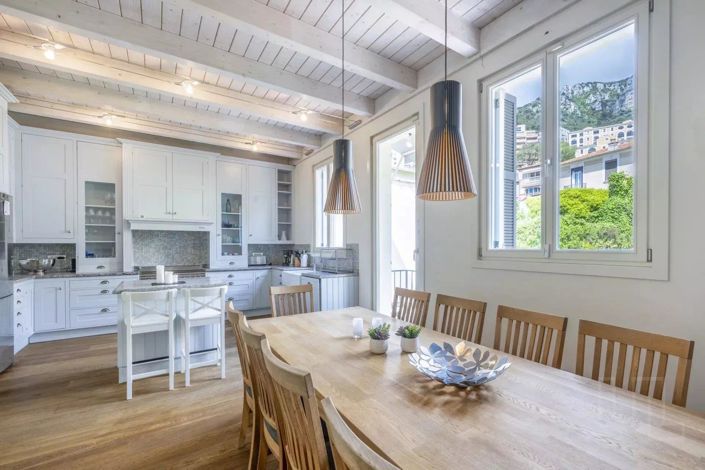 Image No.7-5 Bed House for sale