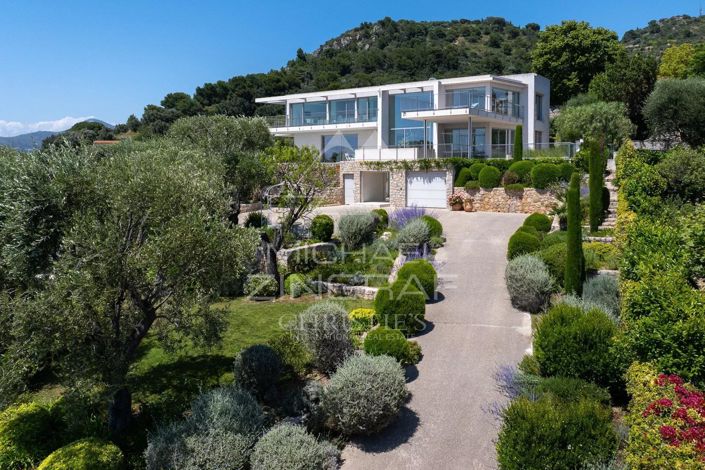 Image No.2-6 Bed House for sale