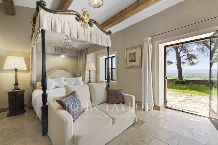 Image No.13-8 Bed House for sale