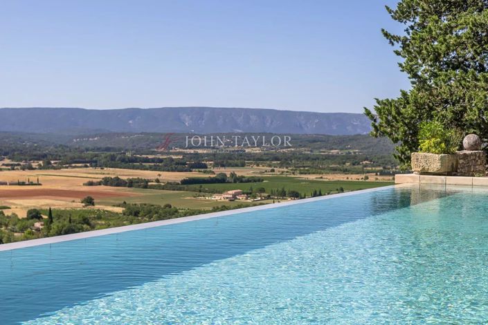 Image No.2-8 Bed House for sale