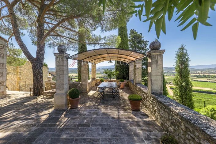 Image No.5-8 Bed House for sale