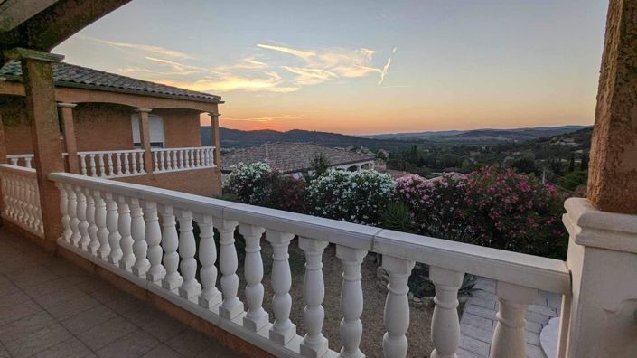 Image No.1-4 Bed House for sale