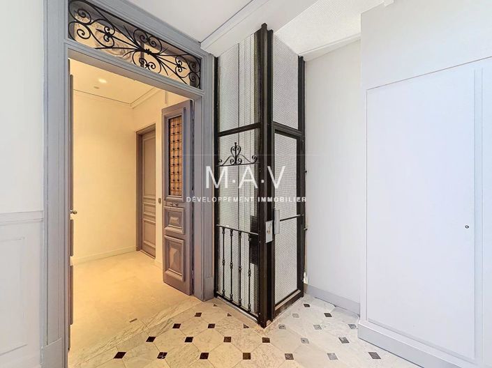 Image No.8-Apartment for sale