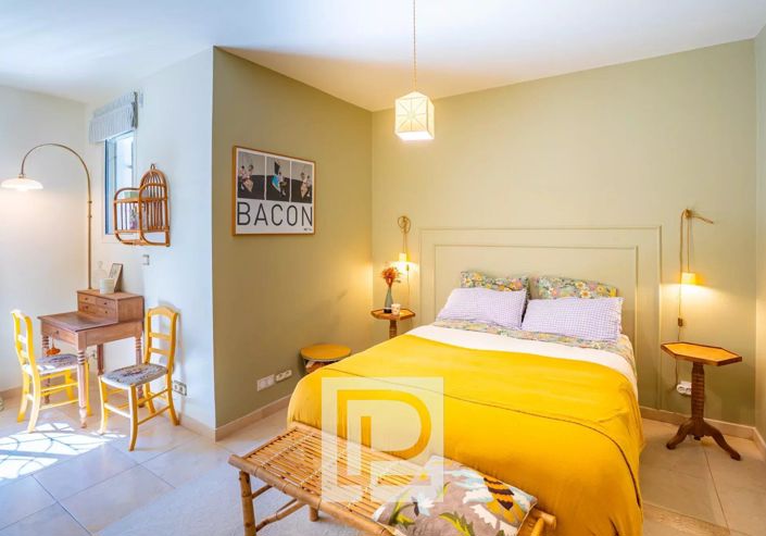 Image No.13-5 Bed House for sale