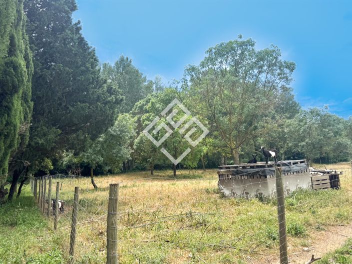 Image No.17-5 Bed House for sale