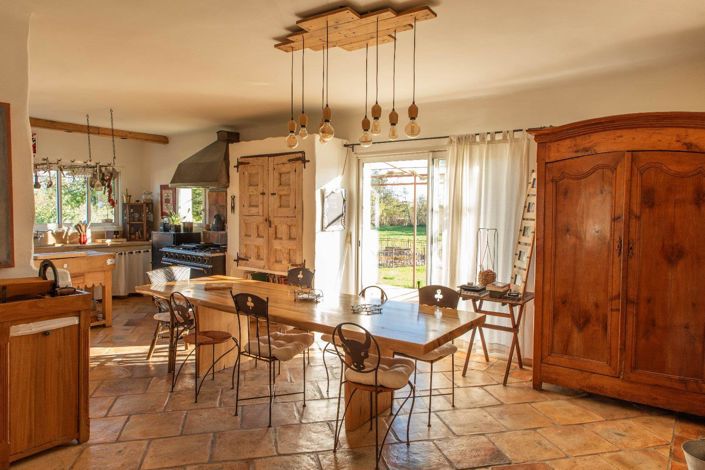 Image No.15-4 Bed House for sale