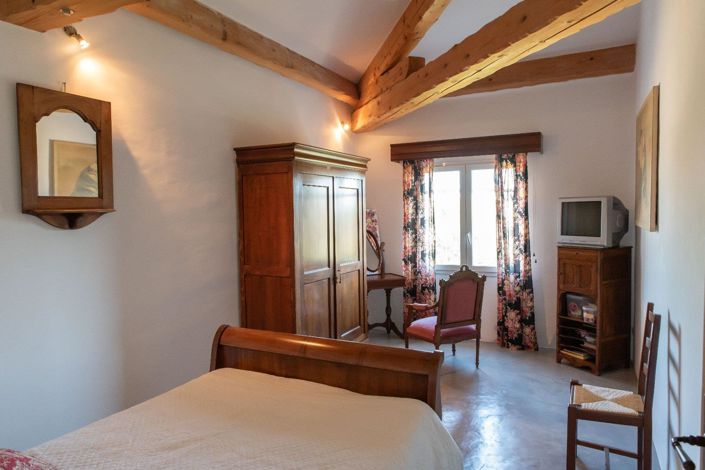 Image No.18-4 Bed House for sale