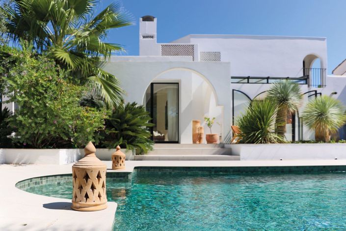 Image No.1-4 Bed House for sale