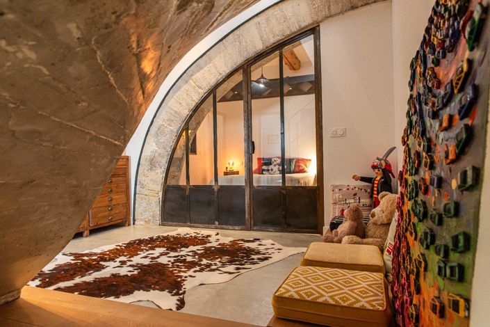 Image No.3-4 Bed House for sale