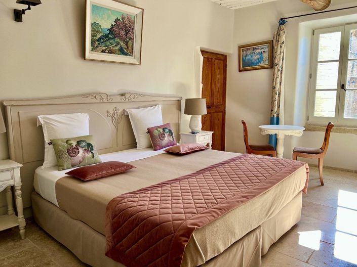 Image No.12-14 Bed House for sale