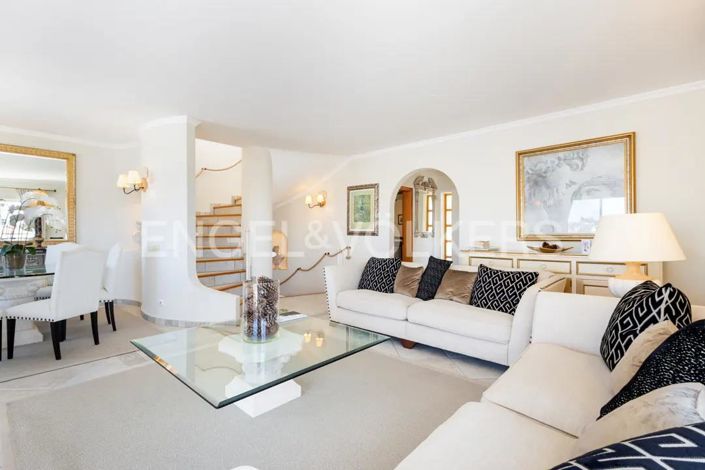 Image No.5-Maison de 4 chambres à vendre à Lagoa