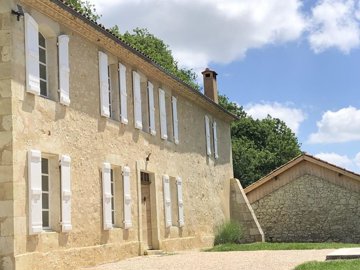 1 - Auch, House