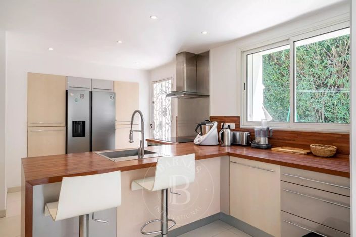 Image No.5-Maison de 4 chambres à vendre à Cannes