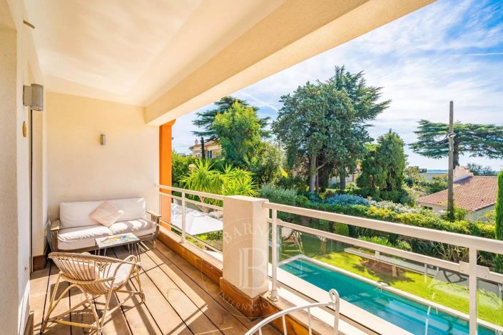 Image No.6-Maison de 4 chambres à vendre à Cannes