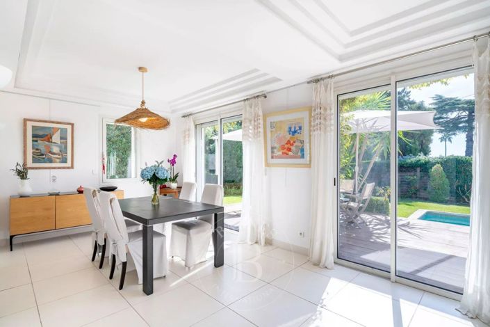 Image No.7-Maison de 4 chambres à vendre à Cannes