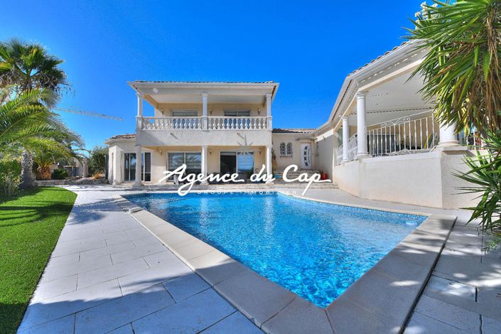 Image No.1-4 Bed House for sale