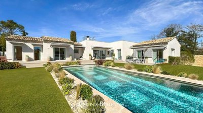 Maison de 3 chambres à vendre à Uzès