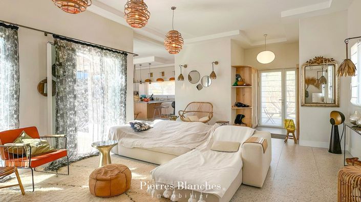 Image No.5-Maison de 3 chambres à vendre à Uzès