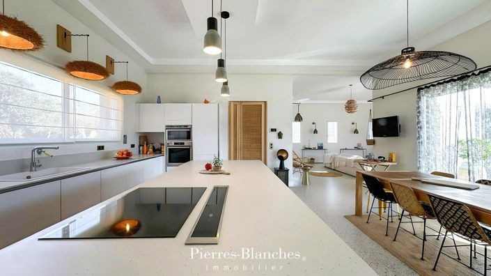 Image No.6-Maison de 3 chambres à vendre à Uzès