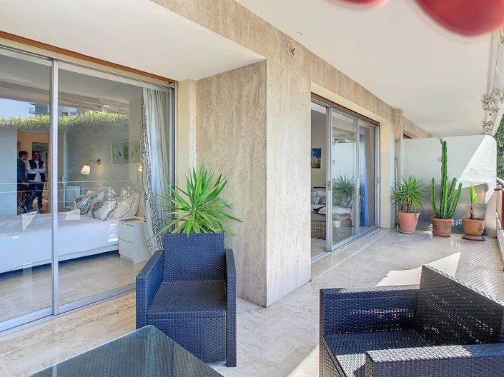 Image No.1-2 Bed Apartment for sale