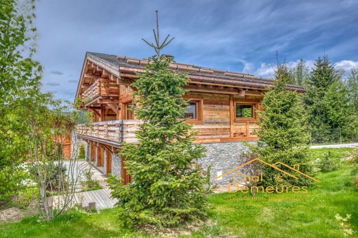 Image No.1-6 Bed House for sale