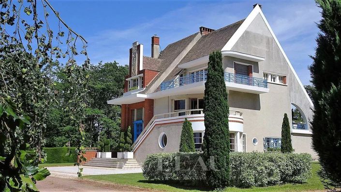 Image No.1-6 Bed House for sale