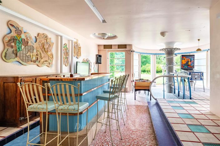 Image No.2-6 Bed House for sale