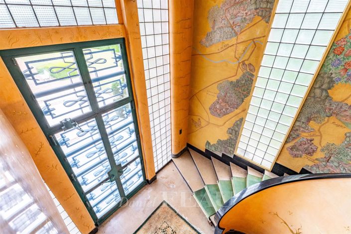 Image No.4-6 Bed House for sale