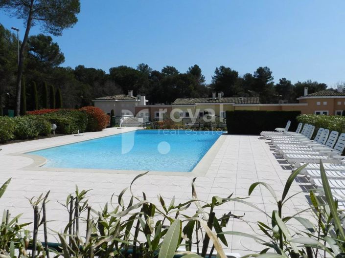 Image No.21-4 Bed House for sale