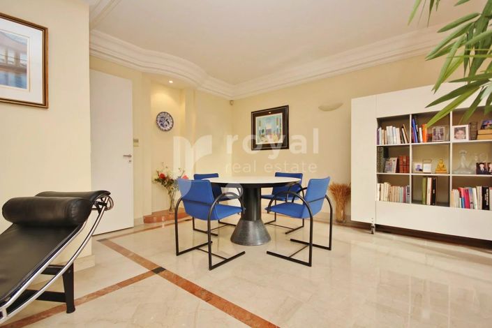 Image No.7-4 Bed House for sale