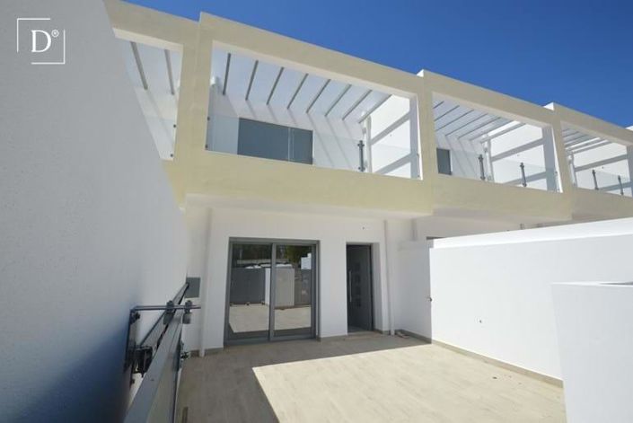 Image No.1-2 Bed House for sale