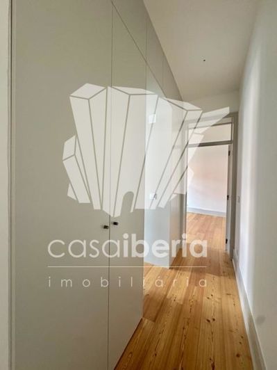 Image No.19-2 Bed Apartment for sale