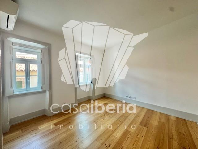 Image No.26-2 Bed Apartment for sale