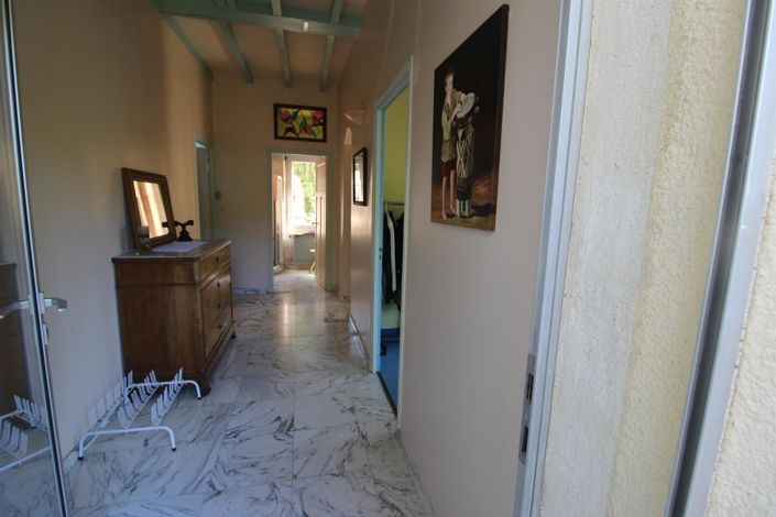 Image No.7-3 Bed House for sale