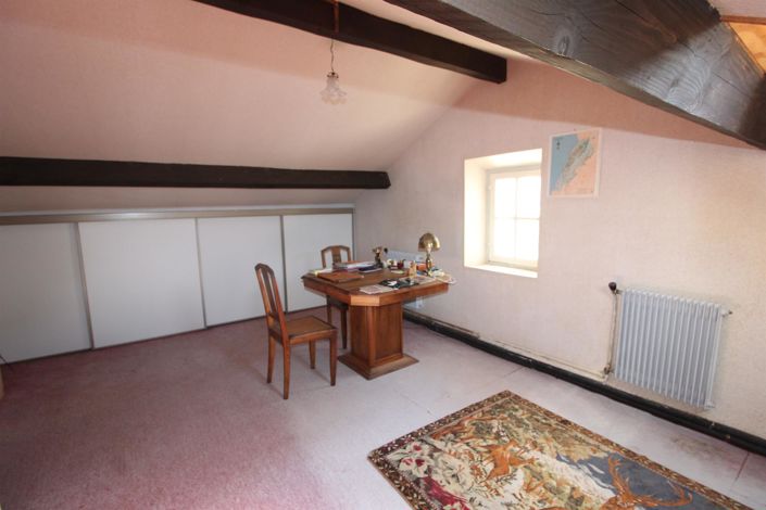 Image No.9-3 Bed House for sale