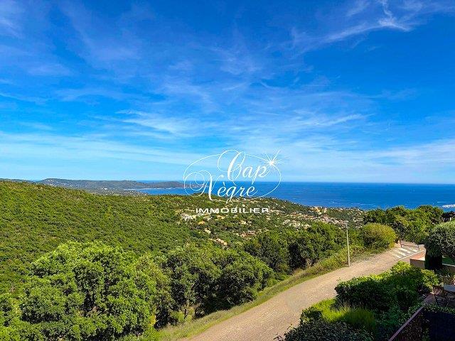 Image No.1-Appartement de 2 chambres à vendre à Cavalaire-sur-Mer