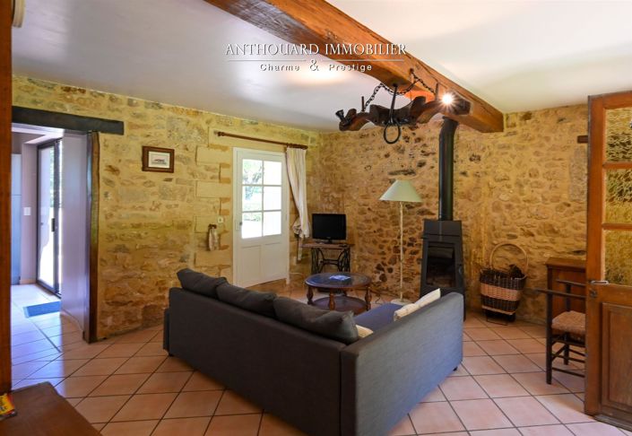 Image No.33-6 Bed House for sale