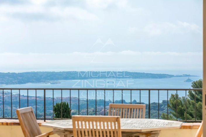 Image No.1-4 Bed House for sale