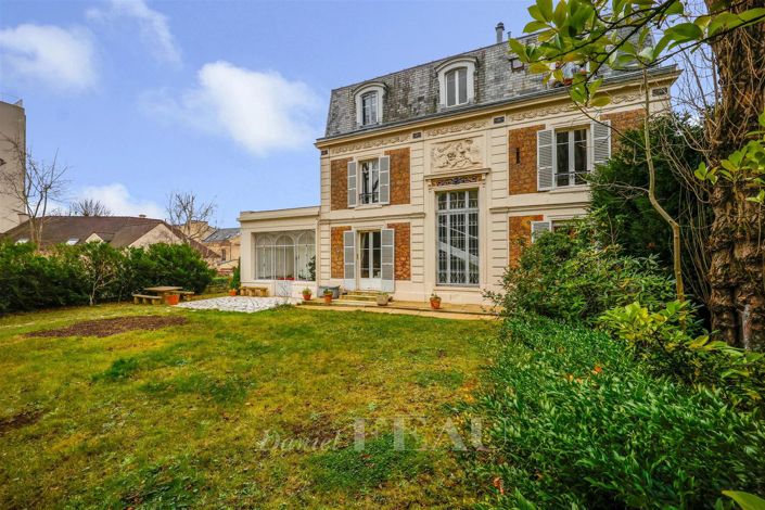 Image No.15-6 Bed Apartment for sale