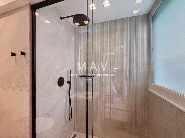 Image No.21-2 Bed Apartment for sale