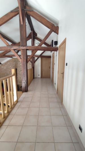 Image No.20-7 Bed House for sale