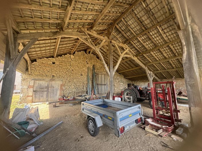 Image No.18-4 Bed House for sale