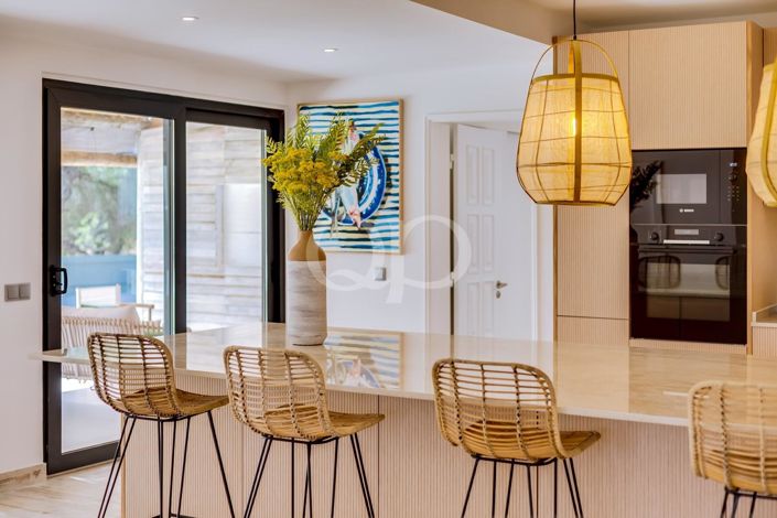 Image No.3-3 Bed House for sale